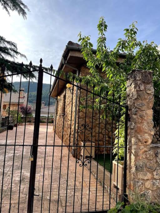 La Casita De *